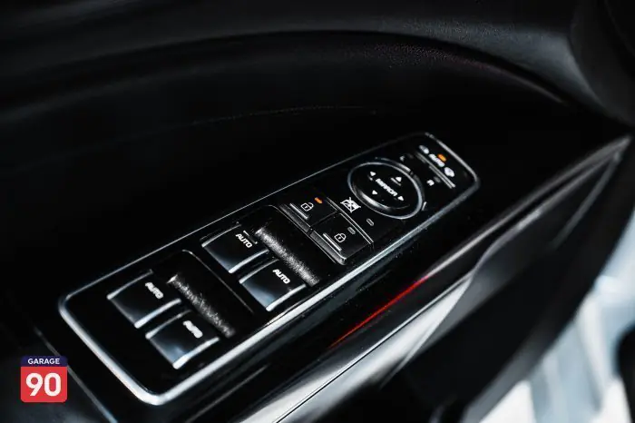 Kia Quoris 2014 - صورة 19