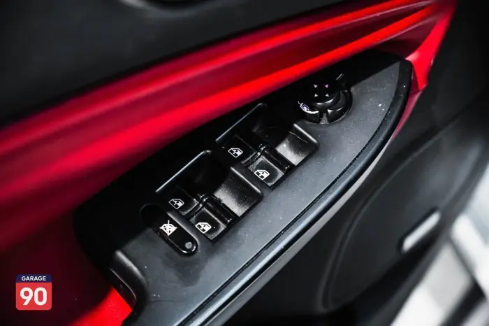 Alfa Romeo Giulia 2019 - صورة 16