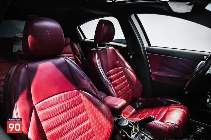 Alfa Romeo Giulia 2019 - صورة 18