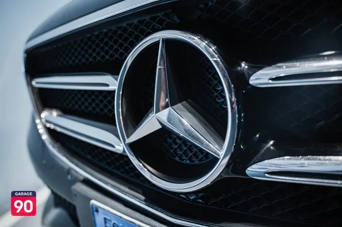 Mercedes-Benz E200 2020 - صورة 8