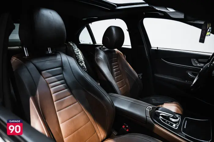 Mercedes-Benz E200 2020 - صورة 15