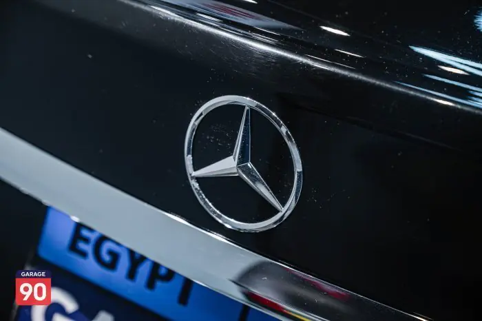 Mercedes-Benz C180 2020 - صورة 9