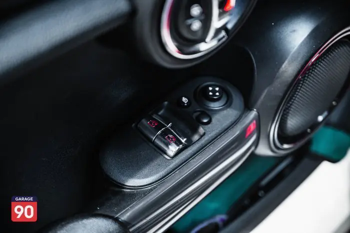 Mini Cooper 2019 - صورة 17