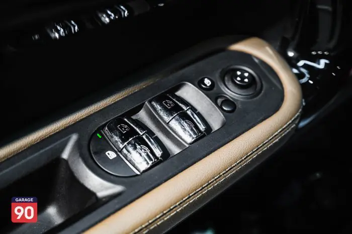 Mini Cooper 2020 - صورة 18