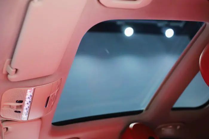 Mercedes-Benz C180 2018 - صورة 15