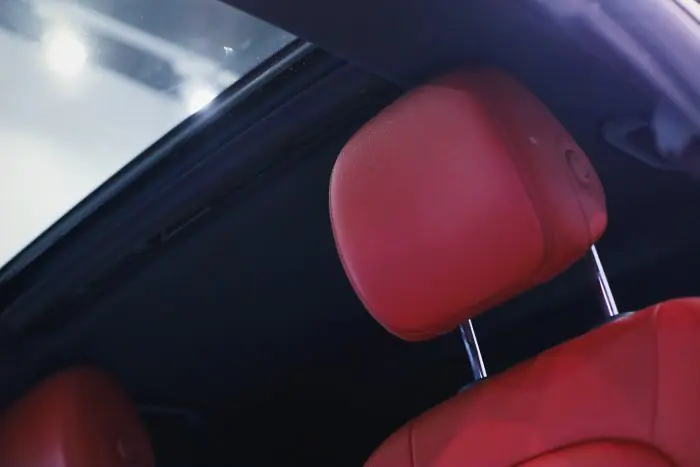 Mercedes-Benz GLC300 2020 - صورة 14