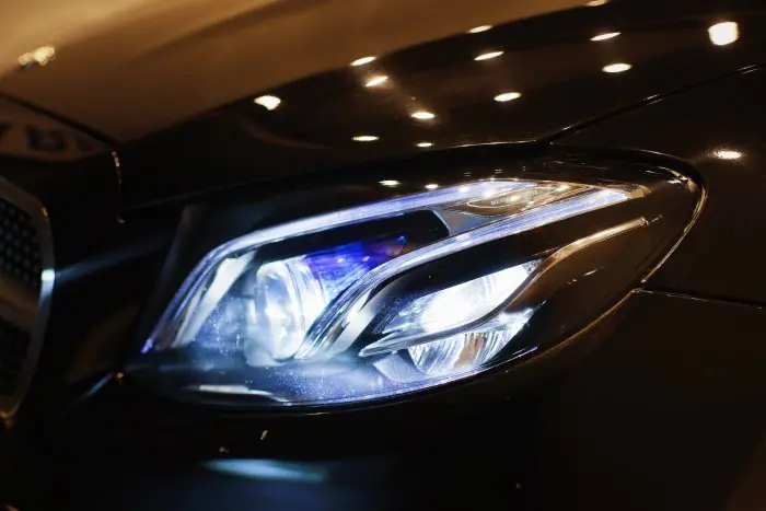 Mercedes-Benz E200 2019 - صورة 10