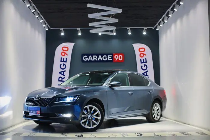 Skoda superb 2019 - صورة 2