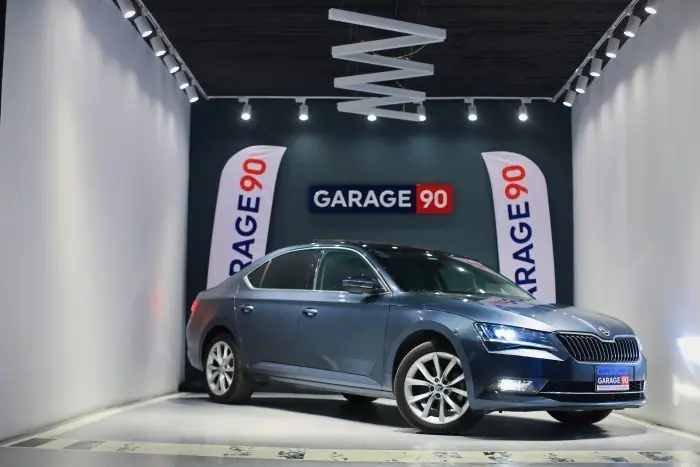 Skoda superb 2019 - صورة 3