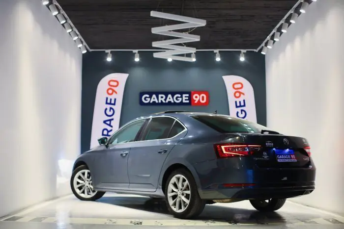 Skoda superb 2019 - صورة 7
