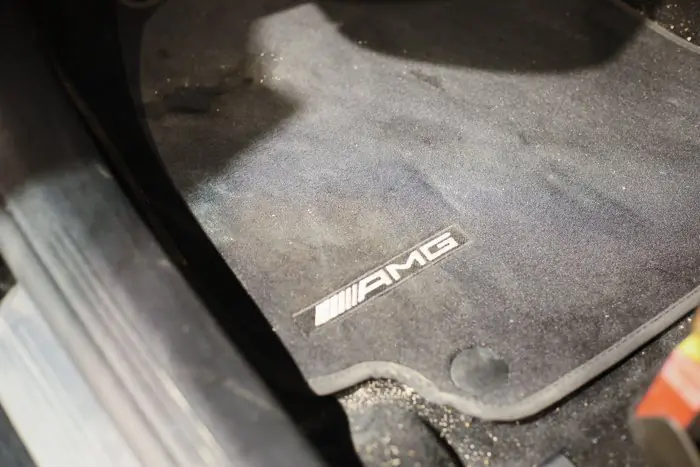 Mercedes-Benz E200 2021 - صورة 17