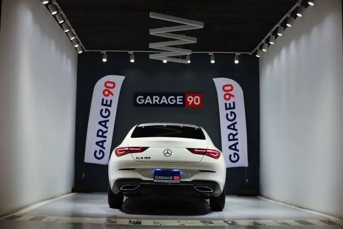 Mercedes-Benz CLA180 2020 - صورة 4