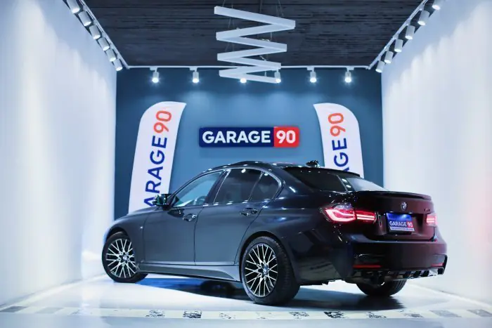 bmw 320i 2017 - صورة 7