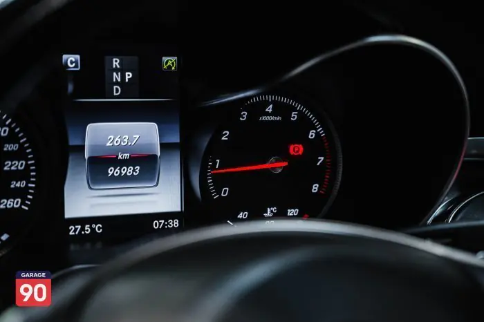 Mercedes-Benz GLC300 2019 - صورة 13