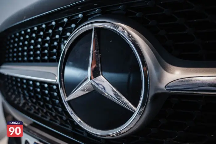 Mercedes-Benz A250e 2022 - صورة 8