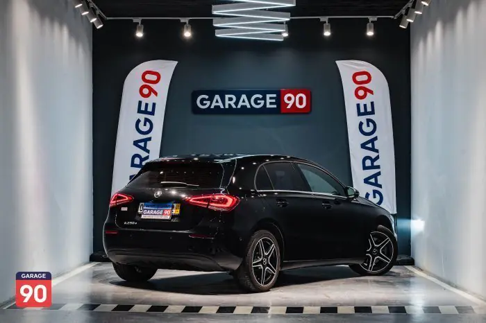 Mercedes-Benz A250e 2022 - صورة 6