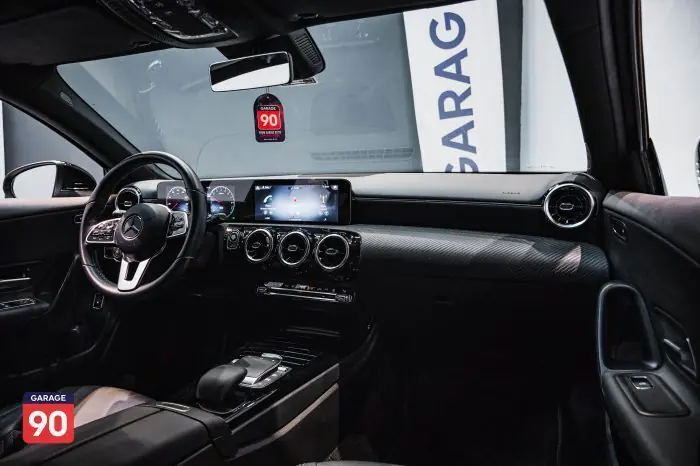 Mercedes-Benz A250e 2022 - صورة 13