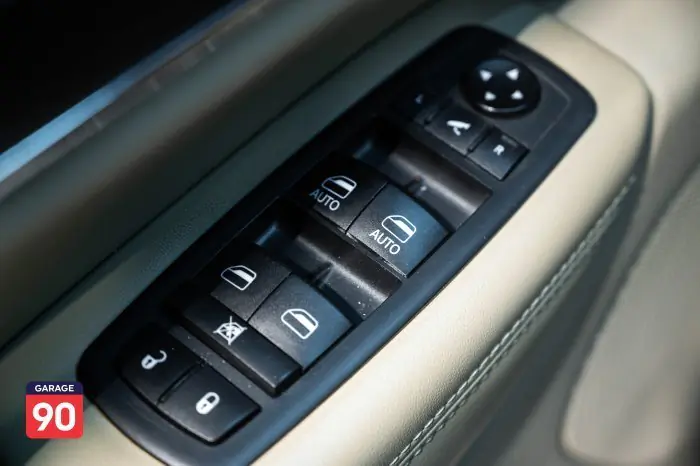 Jeep Grand Cherokee 2019 - صورة 11