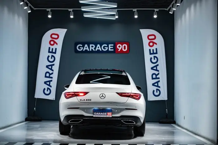Mercedes-Benz CLA200 2022 - صورة 6
