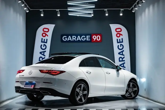 Mercedes-Benz CLA200 2022 - صورة 8