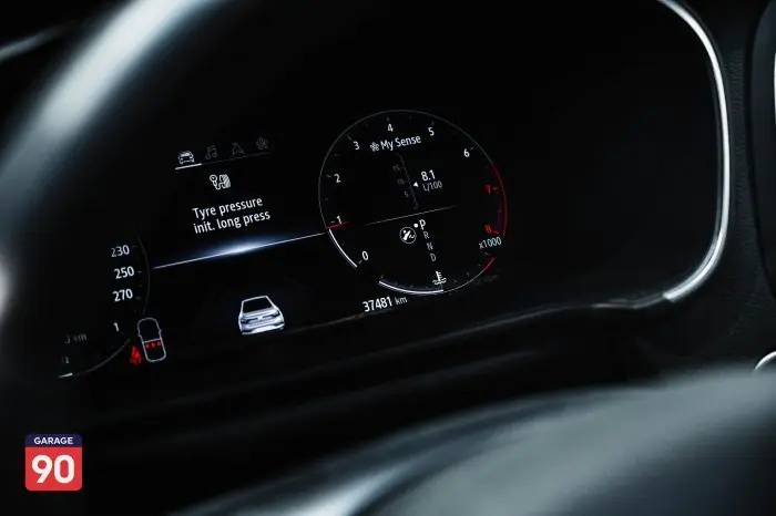 Renault Megane 2022 - صورة 12