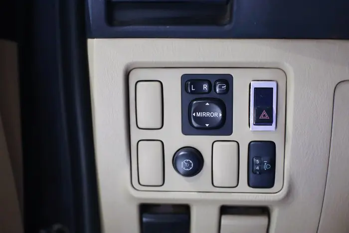 Toyota Fortuner 2015 - صورة 15