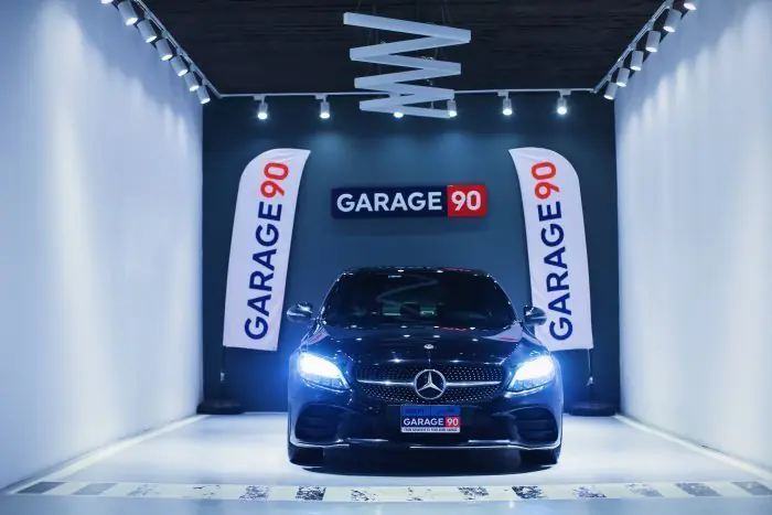 Mercedes-Benz C200 2019 - صورة 3