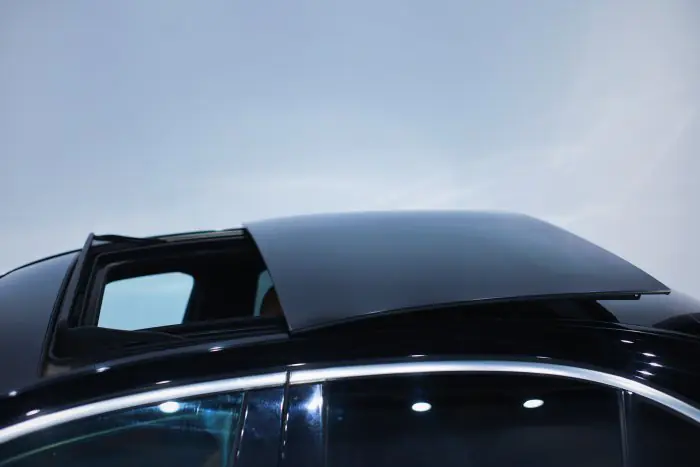 Mercedes-Benz C200 2019 - صورة 20