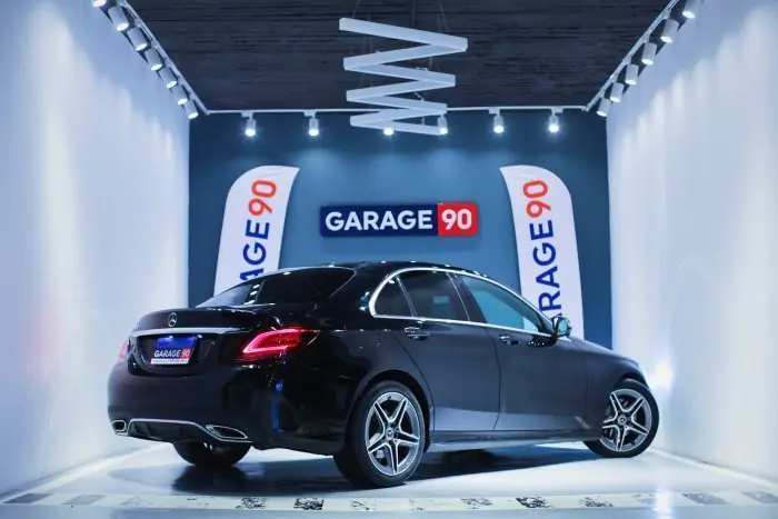 Mercedes-Benz C200 2019 - صورة 8