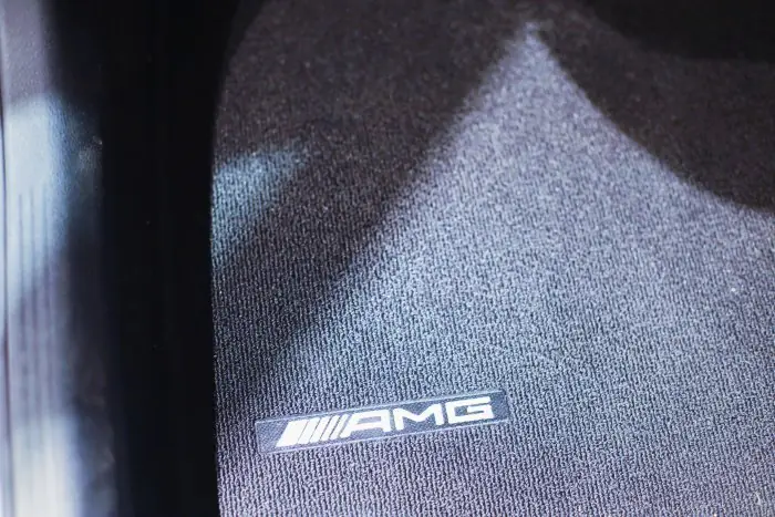 Mercedes-Benz C200 2019 - صورة 15