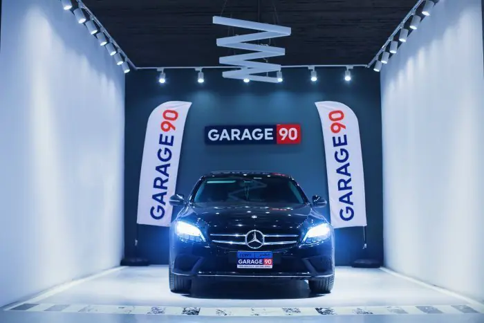 Mercedes-Benz C180 2020 - صورة 3