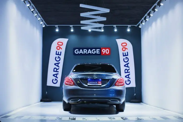 Mercedes-Benz C180 2018 - صورة 7