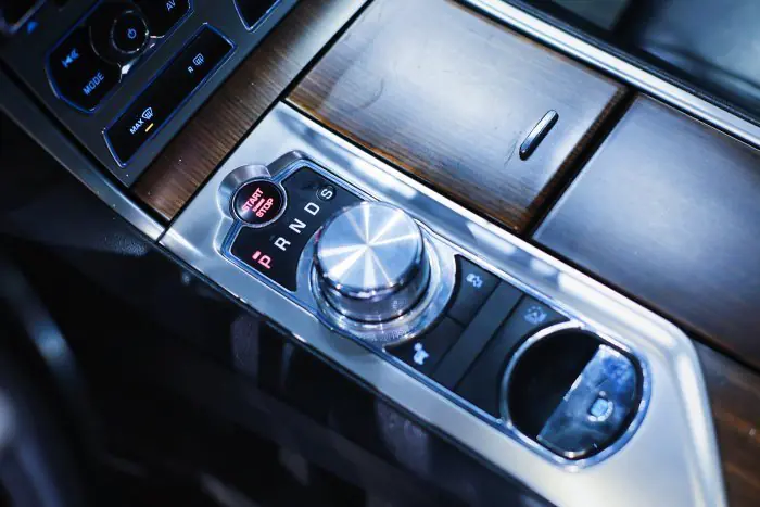 Jaguar XF 2013 - صورة 19