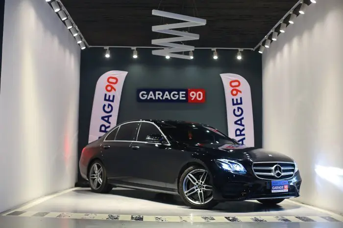 Mercedes-Benz E200 2020 - صورة 4