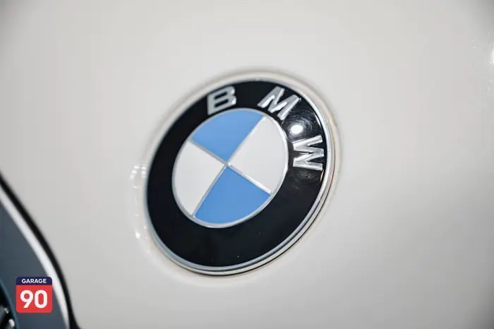 bmw 330i 2023 - صورة 11