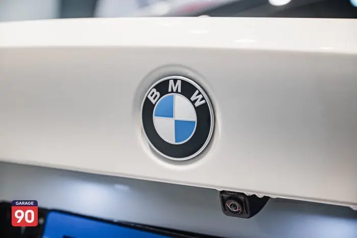 bmw 330i 2023 - صورة 12