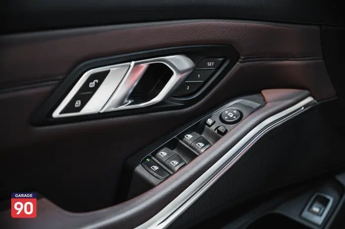 bmw 330i 2023 - صورة 20