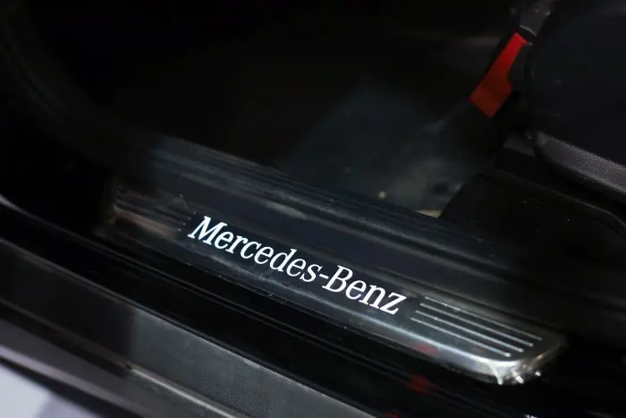 Mercedes-Benz GLC200 2021 - صورة 18