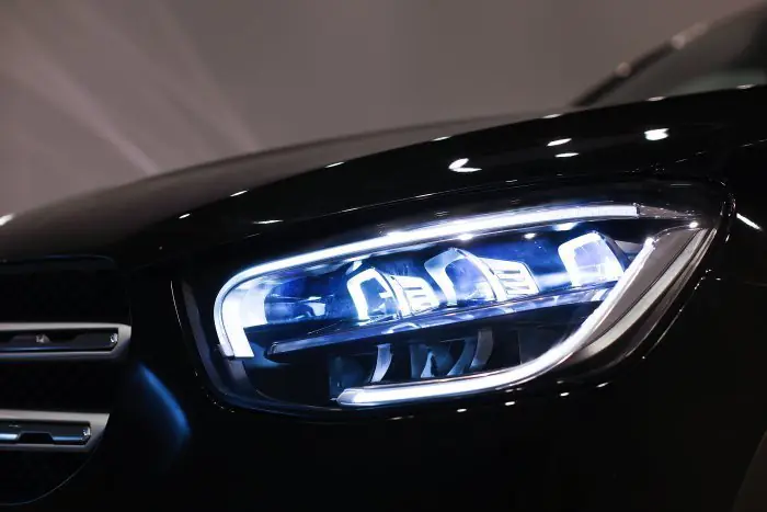 Mercedes-Benz GLC200 2021 - صورة 11