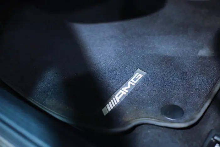 Mercedes-Benz E200 2021 - صورة 19
