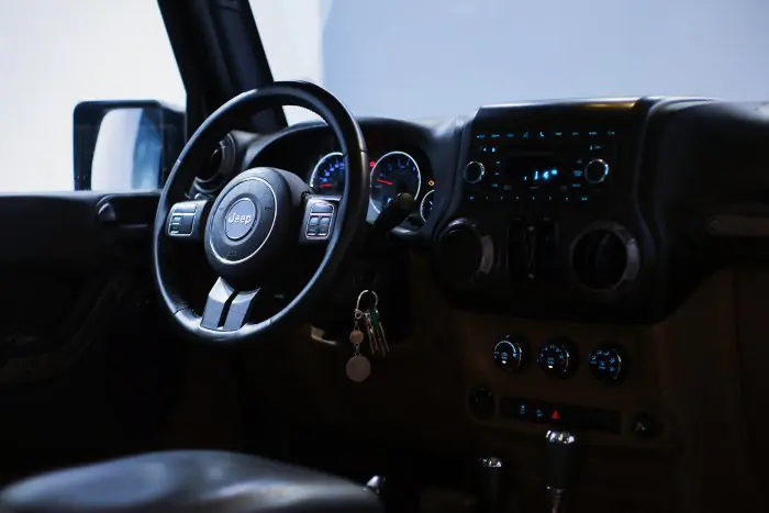 Jeep Wrangler 2015 - صورة 18