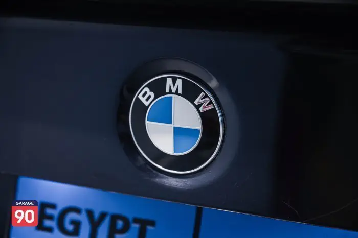 bmw 318i 2017 - صورة 9