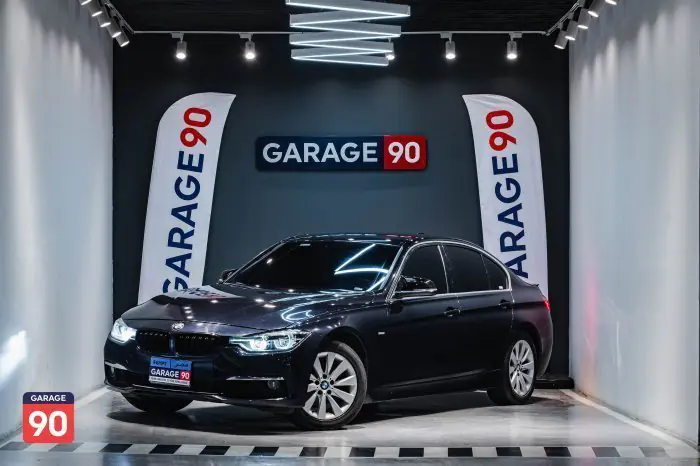 bmw 318i 2017 - صورة 2