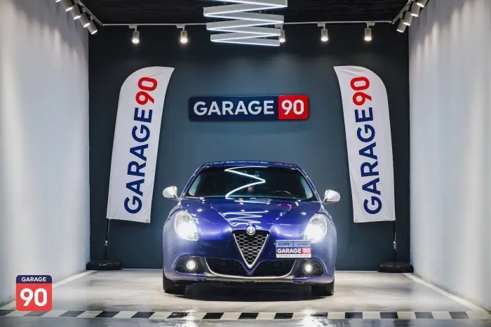 Alfa Romeo Giulia 2021 - صورة 3