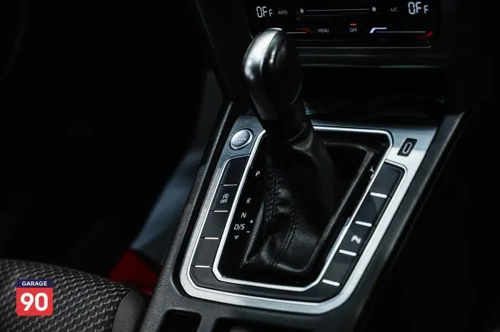 Volkswagen Passat 2021 - صورة 14