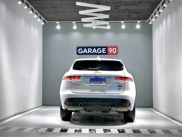 Jaguar F-PACE 2017 - صورة 7