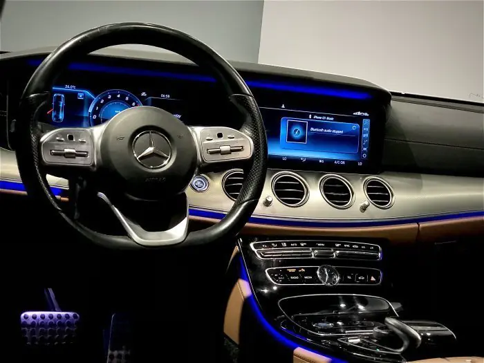 Mercedes-Benz E200 2020 - صورة 11