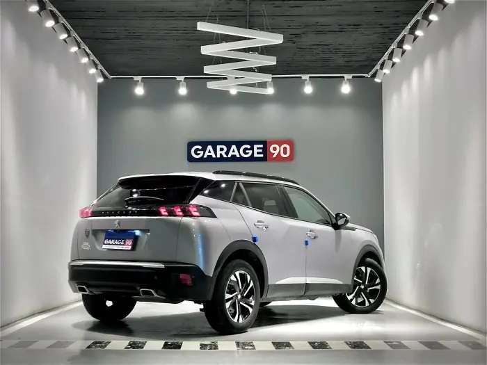 Peugeot 2008 2021 - صورة 6