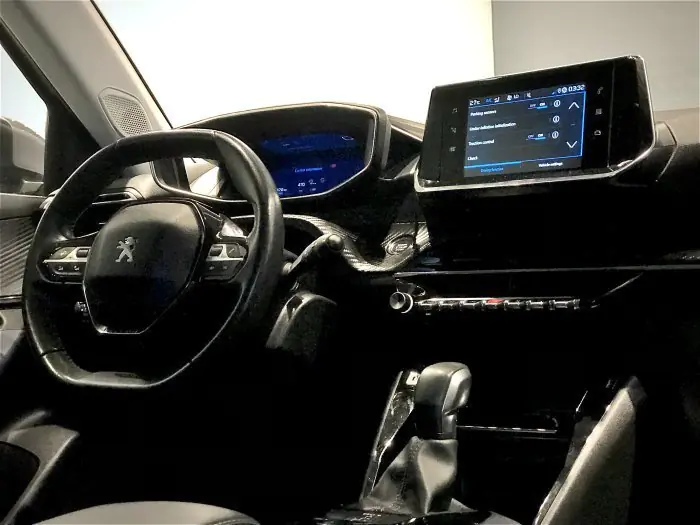 Peugeot 2008 2021 - صورة 12