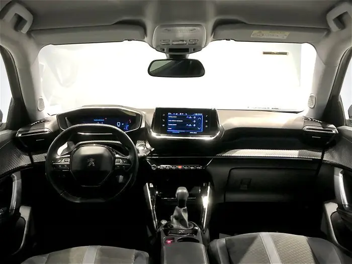 Peugeot 2008 2021 - صورة 13